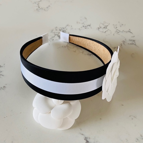 White Camellia Handcrafted Headband - Picture 6 of 7